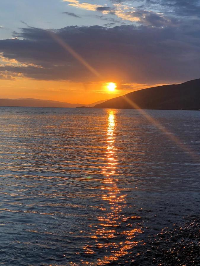Удобные Апартаменты С Видом На Море บาทูมิ ภายนอก รูปภาพ